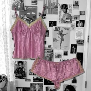 VINTAGE Victoria’s Secret Silky PJ Set💕